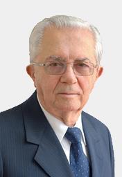Homenageado Professor Hélio Naves Pioneiro dos Conselhos de Consumidores Hélio Naves Diretor da Federação das Indústrias do Estado de Goiás (Fieg).
