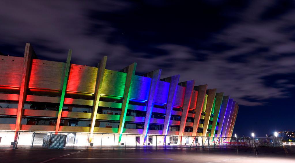 OFERECIMENTO BOLETIM NÚMERO DO DIA 100mi De reais é o custo do estádio para 22 mil pessoas que o Fluminense estuda construir no Parque Olímpico, no Rio.