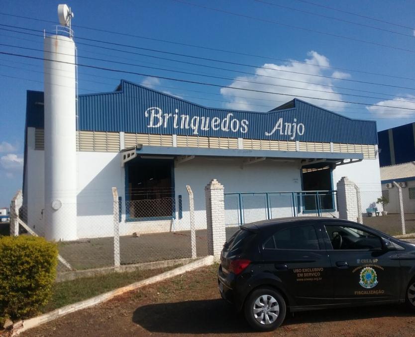 alimentos, óleos de cozinha e remédios.