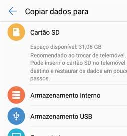 Segurança e cópia de segurança 4 Insira o cartão micro SD no seu telefone novo. 5 Abra Cópia de segurança. 6 Toque em Restaurar > Restaurar a partir do cartão SD > Seguinte.