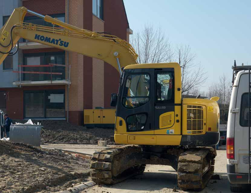 Largura da rotação de 180 : 3.460 mm Raio mínimo de rotação 1.