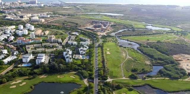 Vilamoura, Algarve Fonte: https://www.golfadvisor.