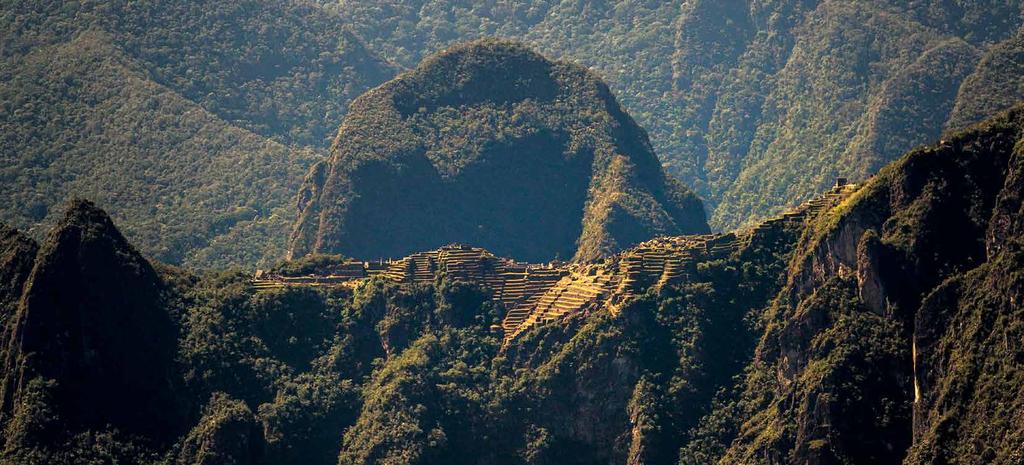 Lucmabamba CONHECENDO O PASSO DE LLACTAPATA Durante a subida de 2 a 3 horas por uma trilha composta principalmente de degraus originais da época incaica, você terá uma boa ideia de como é caminhar