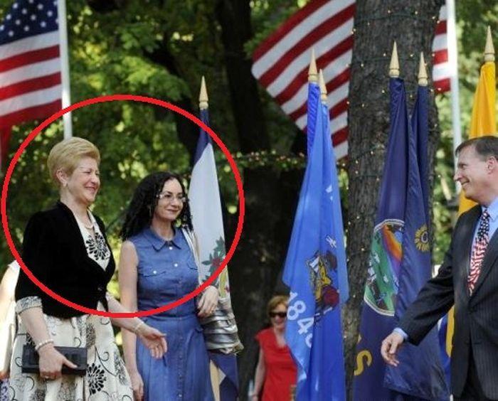 Livia Stanciu si Oana Schmidt-Haineala la Ambasada SUA