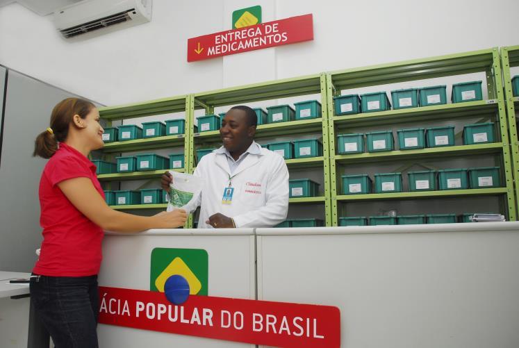 Entidades médicas já manifestaram o receio de que, ao tirar o copagamento dos medicamentos, aumentará o número de pessoas nos postos de saúde e hospitais da rede pública, o que representaria um gasto