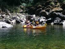 A envolvente deste canyoning sofreu um forte incêndio há uns anos, pelo que é caracterizado por xisto nus que conferem à paisagem uma rudeza encantadora.