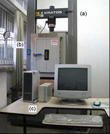 2007) e com dimensões de 140 mm de comprimento, 60 mm de largura e 25 mm de espessura, conforme Figura 1. O diâmetro do parafuso utilizado nos ensaios foi de 10 mm. (a) (b) Figura 1.
