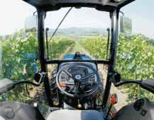 Concebidos para proteger as suas colheitas Além das dimensões reduzidas, os pequenos tractores que trabalham entre as filas de vinhas e na fruticultura oferecem mais vantagens.