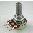 Potenciômetros são resistores capazes de variar suas resistências dentro de uma faixa de valores determinada