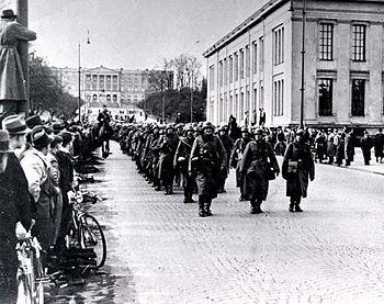 Fases da Guerra: A)1939: Guerra de Mentira preparação.