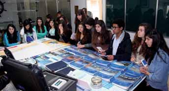 Bem-vindo a Bordo IH recebe os alunos da Escola Secundária da Lourinhã O Instituto Hidrográfico (IH) recebeu, no passado dia 8 de março, a visita de cerca de 30 alunos do 10º ano do Curso de Ciências