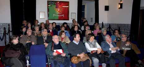 Sócios do Ginásio Clube Português visitam o Convento das Trinas O Instituto Hidrográfico (IH) recebeu no passado dia 18 de janeiro, uma visita organizada e guiada pelo Ginásio Clube Português, no