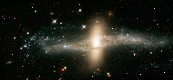Tidal Stripping Os anéis em galáxias de anéis
