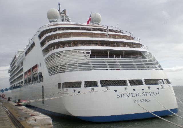 LOA 108,0 m PAX 132 Operador Silversea Cruises Agente Garland