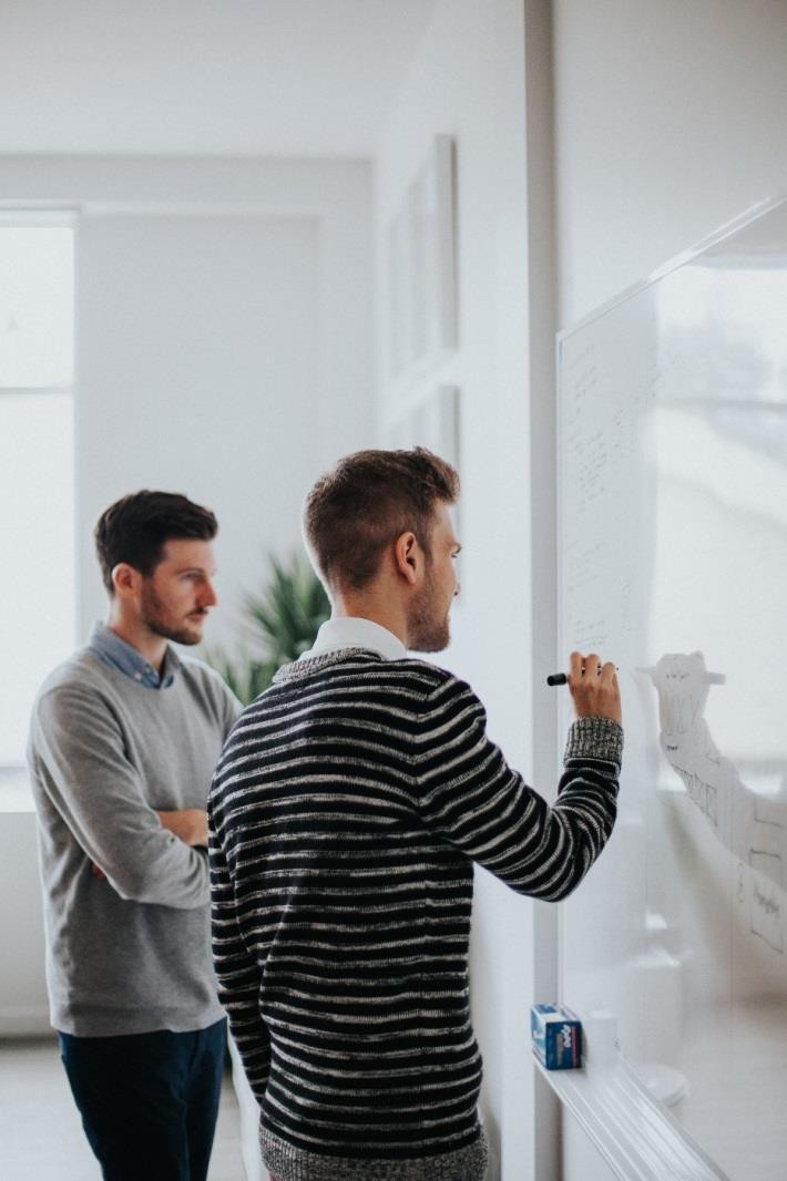 Campus France Cursos e Diploma Candidatura Morar e Estudar CIÊNCIAS DA ENGENHARIA E O SISTEMA LMD Nível LICENCE BTS (Brévet de Technicien