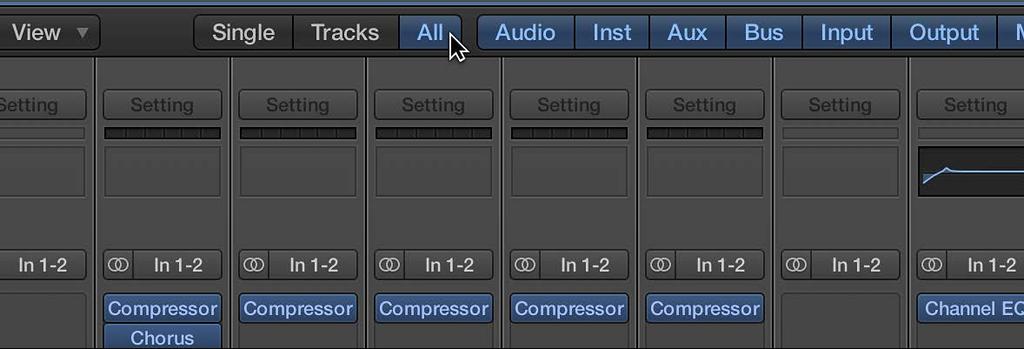 Nota: Os canais Aux e output são exemplos de canais que não possuem trilhas correspondentes na Tracks area.