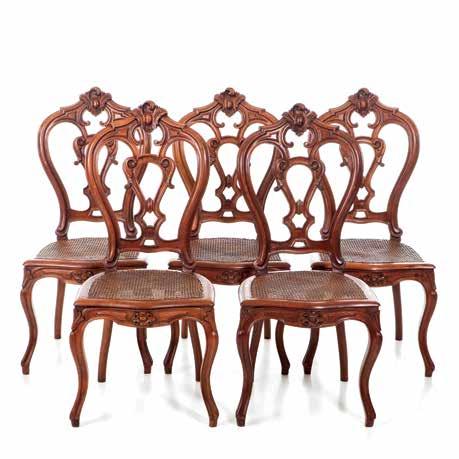659 - Conjunto de doze cadeiras românticas Portugal, séc.