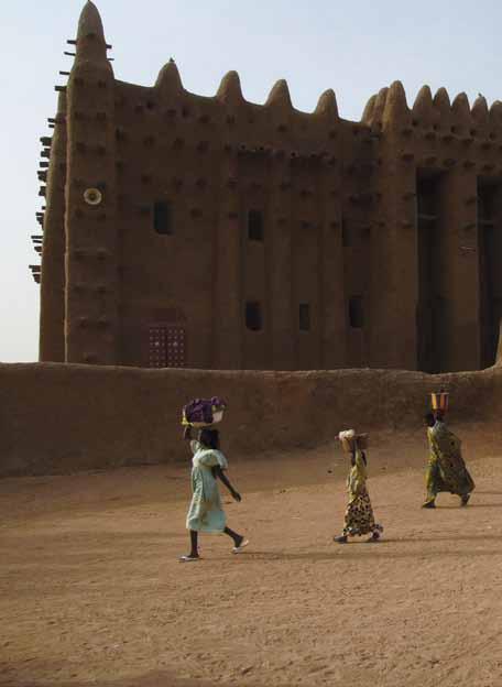 Old Towns of Djenné, Mali OUR PLACE WORLD HERITAGE COLLECTION Investing in heritage Investing in heritage Investir no património