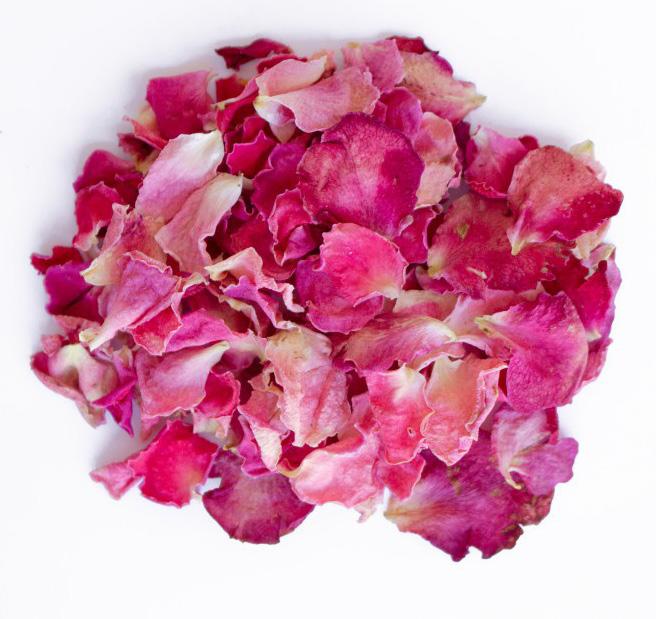 ROSA Rosa x damascena Tem muitos nutrientes essenciais para a saúde geral do corpo. Além disso, as rosas são geralmente conhecidas como peças bonitas, aromáticas e decorativas.