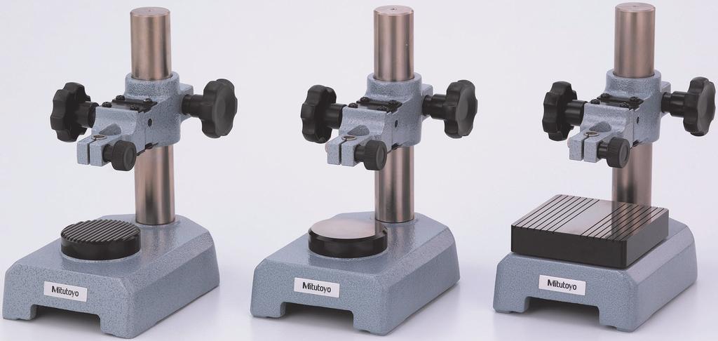 Suportes Braço articulado - 56AAL619 Ø 9,mm Ø 6mm Ø 8mm andorinha Cabeça de fixação Ajuste fino Parafudo trava Detalhe do ixador Braço articulado - 56AAK793 Braço articulado - 56AAL620 Possibilidade