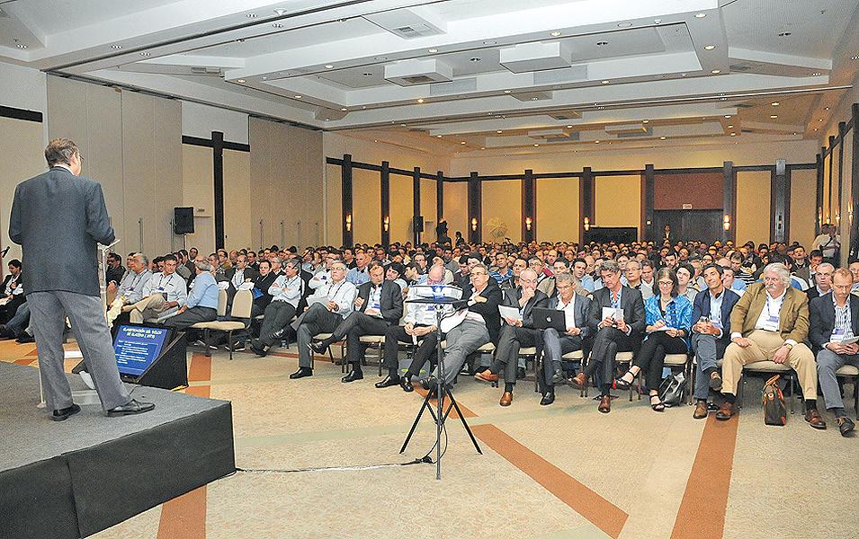 VI Jornada Lyonesa no Brasil Sucesso de público com todas as vagas preenchidas A sexta edição da Jornada Lyonesa no Brasil foi um grande sucesso, tanto pelo número de inscritos quanto pelo alto nível