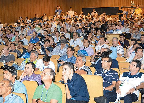 700 ortopedistas, vindos de diversas regiões do País, no Centro de Convenções de Maceió, entre os dias 10 a 12 de