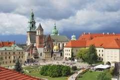 Pela manhã, visita panorâmica da cidade de Cracóvia que fascina