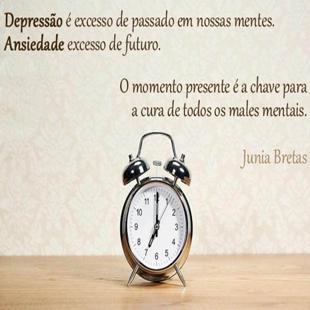 23 CUIDE DE SI MESMO Um estilo de vida saudável e equilibrada desempenha um grande papel na manutenção da ansiedade, medos e preocupações a níveis funcionais e adequados.