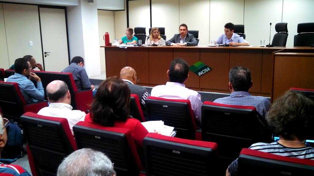 No Seminário sobre "O Desenvolvimento e Reforma Agrária" os participantes buscaram nos debates e discussões fazer análises de conjuntura do atual momento político do país, para compreenderem o