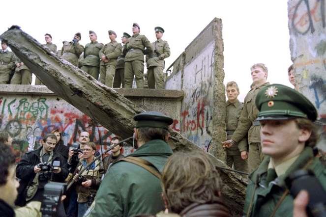 então eram inimagináveis: 1989: A queda do Muro de Berlim