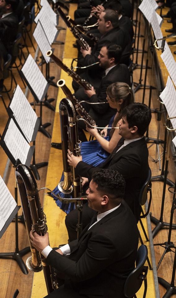 13 DE OUTUBRO DOMINGO, 16H IRA LEVIN, regente convidado DENISE DE FREITAS, mezzo-soprano GUSTAV MAHLER (1860-1911) Canções de um