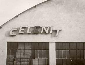 A CELENIT opera em 20 mercados e a fábrica situada em Tombolo ocupa uma área de cerca de 30,000 m2, com uma capacidade de produção de 10,000 painéis por dia.