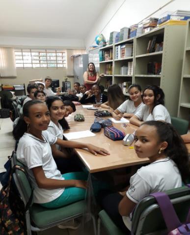 ª "Rita de Macedo Barreto", em Itobi, realizaram uma atividade interdisciplinar, envolvendo as disciplinas de Ciências e Matemática, com os alunos do 7º ano B, do período da tarde.