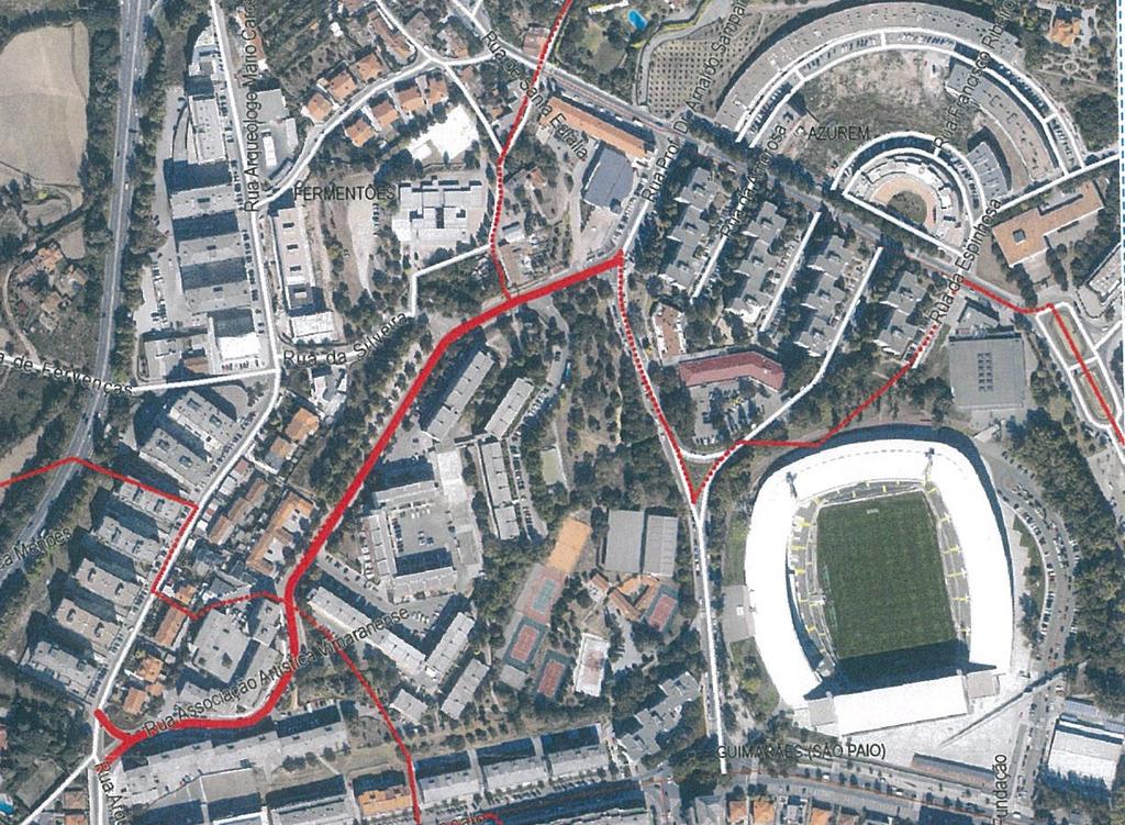 Casos de estudo e metodologia Figura 16 - Localização do trecho, rua associação artística vimaranense Figura 17 - Perfil transversal tipo de uma via de acesso local (Seco et al.