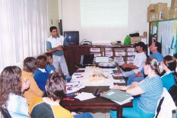 Escola no Campo de 2004. Com isso se deu oficialmente o início do desenvolvimento do projeto em 12 escolas de três municípios da área de ação da Cotrisa, com a participação de 600 alunos.