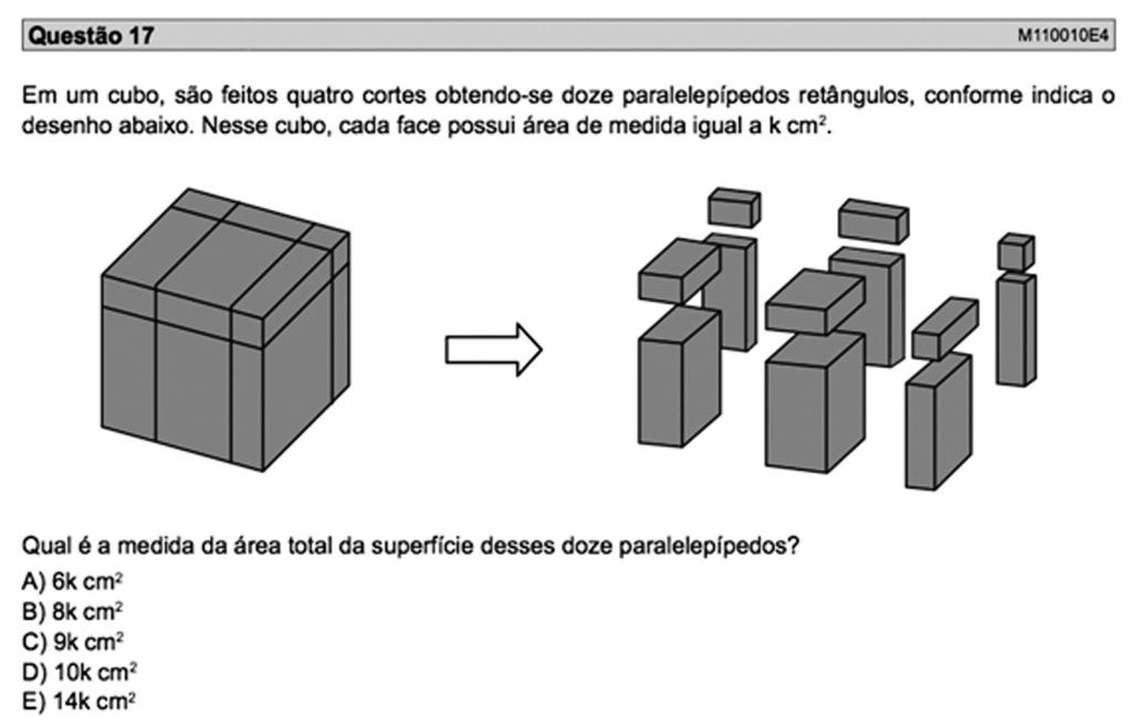 e. Agora calcule a área lateral desse prisma, sabendo que a altura mede 8 cm.