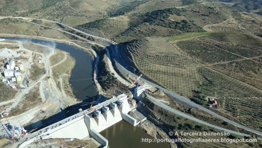 REFORÇO DE POTÊNCIA: SALAMONDE II Localização: Rio Cávado CLIENTE: EDP Gestão da Produção de Energia O Projeto tem por objeto o Reforço de Potência da Central do Salamonde.