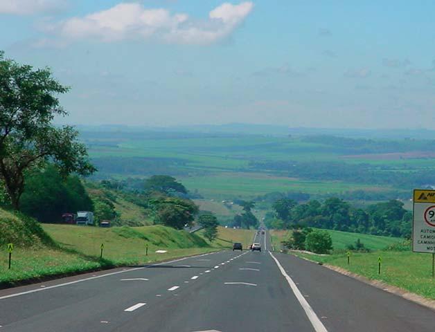 Figura 3: Rodovia SP-330, no município de Luís Antônio, SP.