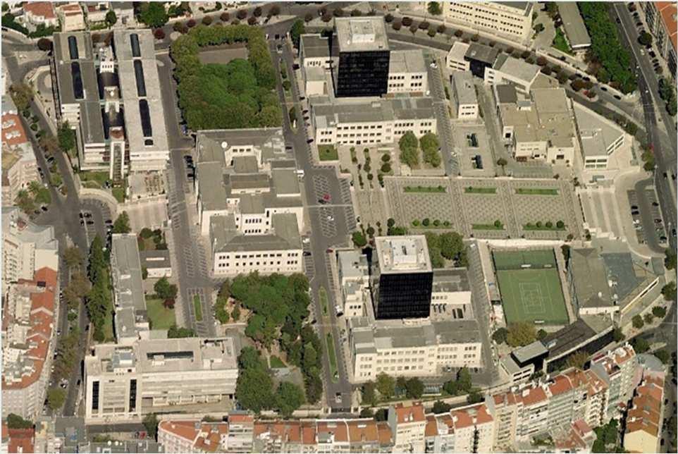 O campus da Alameda 26 edifícios independentes coexistem, com vários estilos