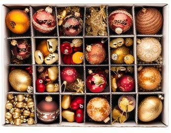 Sergey Skleznev/ShuttERStock de enfeites de natal é 4 6 = 24 (ou 6 4 = 24). Se tenho 36 maçãs e quero fazer embalagens com 9 maçãs cada uma, efetuo 36 9 = 4.