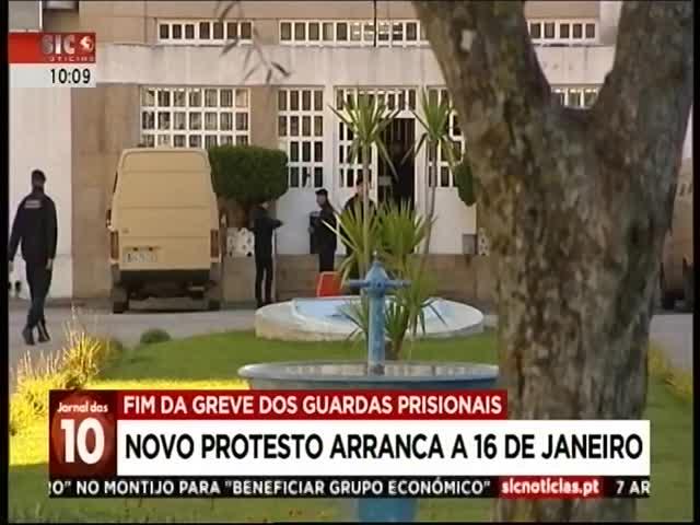 Marcada por incidentes e pela contestação dos reclusos de vários estabelecimentos, a