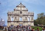 3º Dia Pequim Visitas ao Palácio Imperial- Cidade Proibida; à Praça Tian Na Men, uma das maiores do mundo; e ao Palácio de Verão, parque imperial usado pelos membros da Dinastia Qing. Almoço incluído.