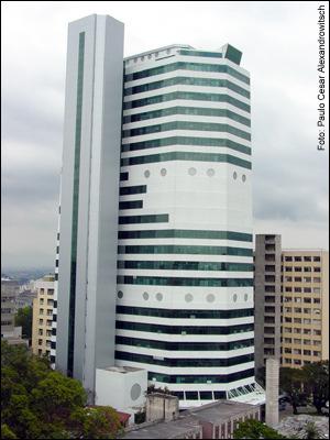 INTRODUÇÃO Inaugurado maio de 2008 Organização Social de Saúde (OSS): parceria entre a Secretaria Estadual da Saúde (SES/SP) e a Fundação Faculdade de Medicina da Universidade de São Paulo (FFM-USP)