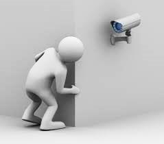 Introdução à NP EN 62676-1-1 A norma aplica-se a sistemas para vigilância de áreas públicas e privadas e começa por renomear os chamados circuitos fechados de televisão (CCTV) por sistemas de