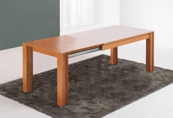 1 top extensible dinner table.