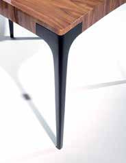 124 CURVE secretária desk dimensões dimensions: 150 x 75 x 75 cm. características details: Secretária com duas gavetas. Desk with two drawers.