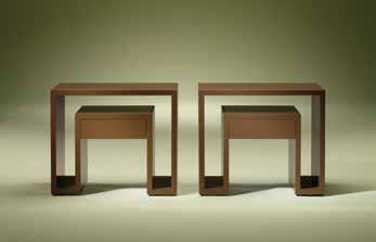 20 DUPLO U mesas de apoio com gaveta support tables with one drawer dimensões dimensions: 60 x 40 x 50 cm. características details: Duas gaveta. Two drawers.