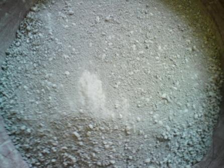 O cimento empregado foi o CPIII 32. Neste estudo não foi utilizado nenhum tipo de aditivo químico.