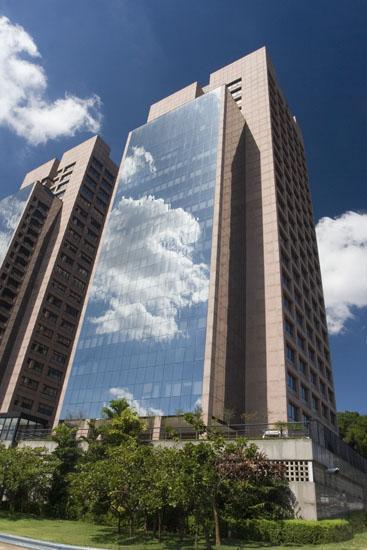 Fundo de Investimento Imobiliário Projeto Água Branca Relatório da Administração Exercício de 2015. São Paulo, 30 de março de 2016.