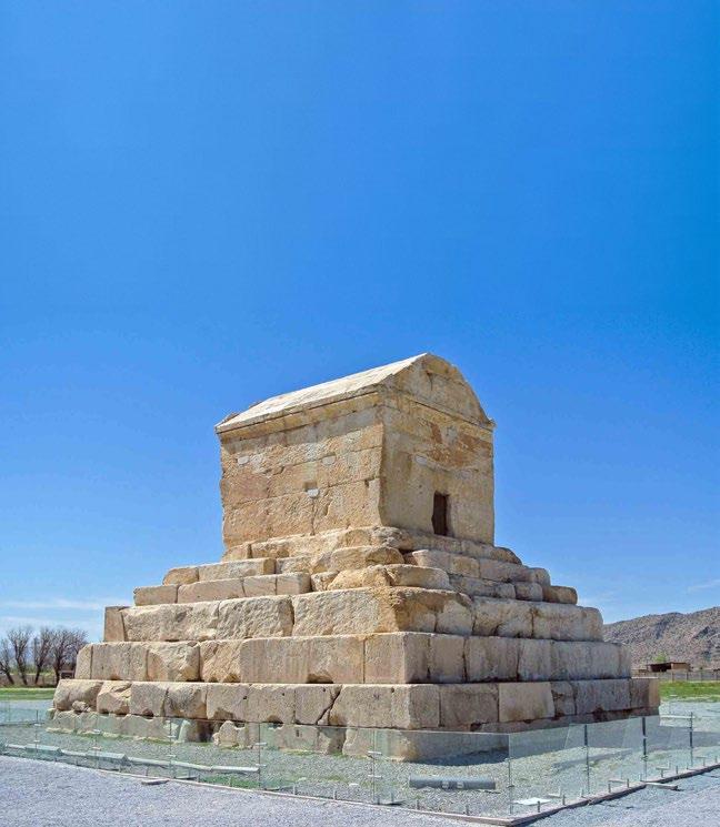La tomba di Ciro il Grande a Pasargadae. Sommario Il sovrano venne sepolto qui dopo la sua morte nell'estate del 530 a.c. BEATI COLORO CHE MUOIONO NEL SIGNORE (AP 14,13).